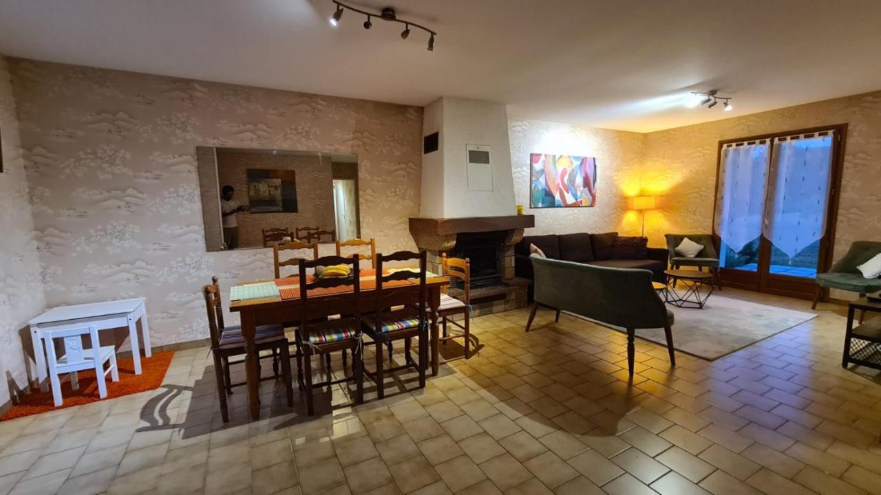Maison Chaleureuse Avec Charme D'Ancien Jablines Eksteriør billede